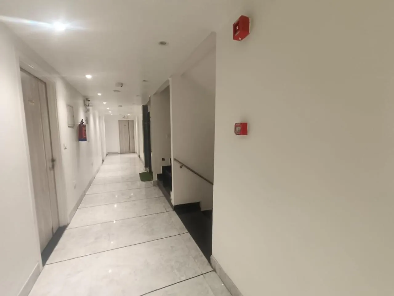Hotel Green Chilly Near Adarsh Nagar Metro Station Delhi  3*, Delhi (National Capital Territory of India)