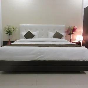 https://riya-palace-agra.agrahotelsindia.net