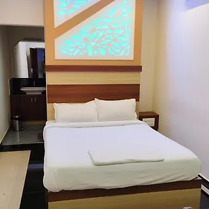 https://krishnakripa-residency.kerala-hotels.net