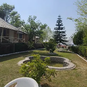 https://vatika-resorts-cottages.shimlahotels.net